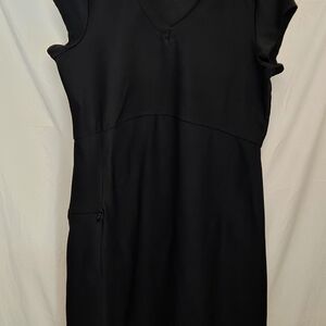 L L Bean Black V Neck Fitness Dress Size Large